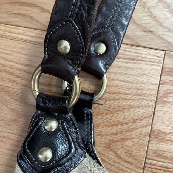 Coach Bag, Leather Handles - Picture 7 of 10